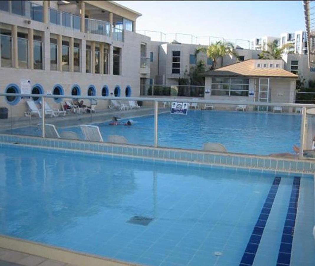 Regency Residence With Pool - Next The Beach Herzliya Exterior photo